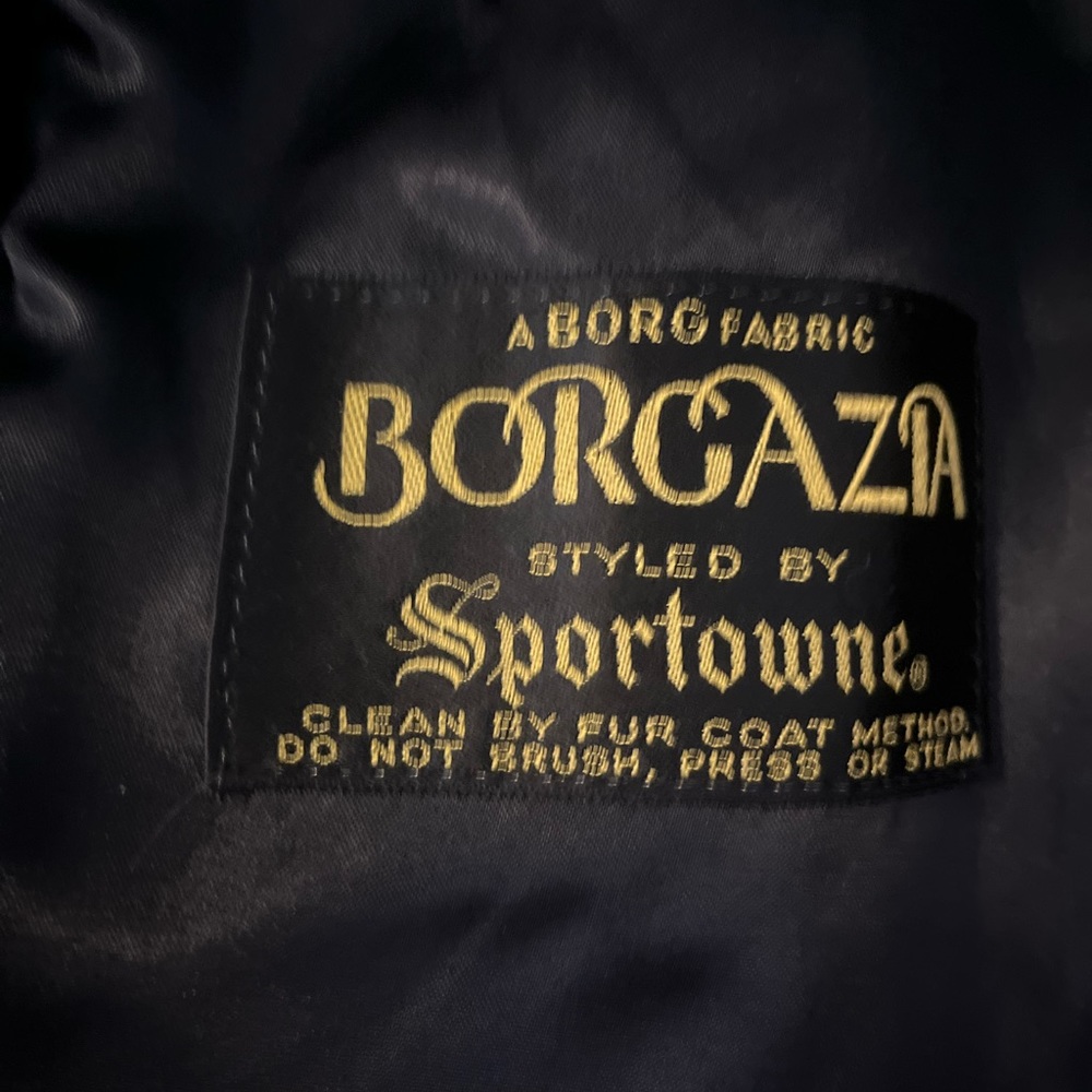 Gorgeous Black Faux Fur coat. - Picture 2 of 3